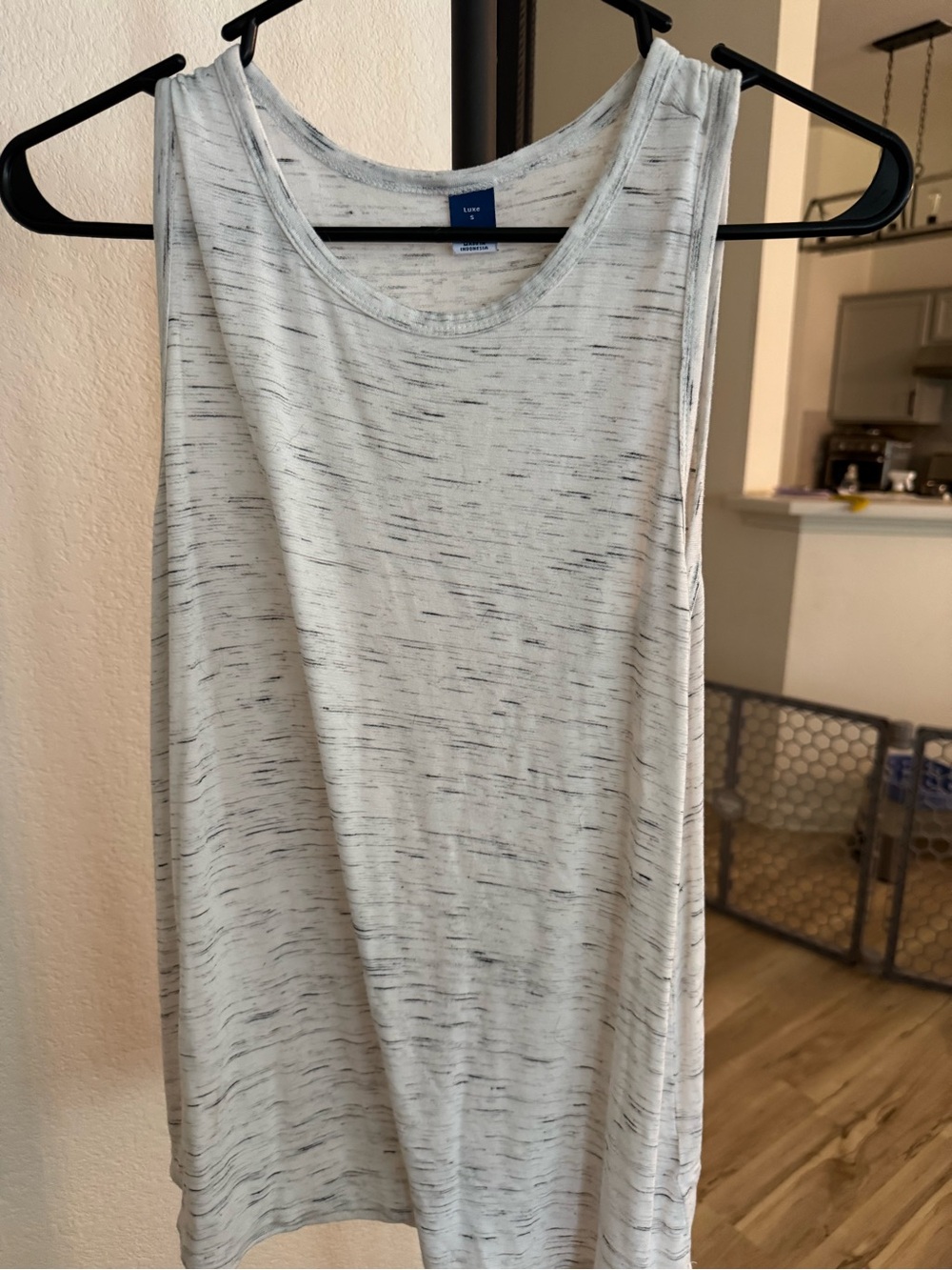 Old Navy White Heathered Tank Top - Women's Sleeveless Scoop Neck